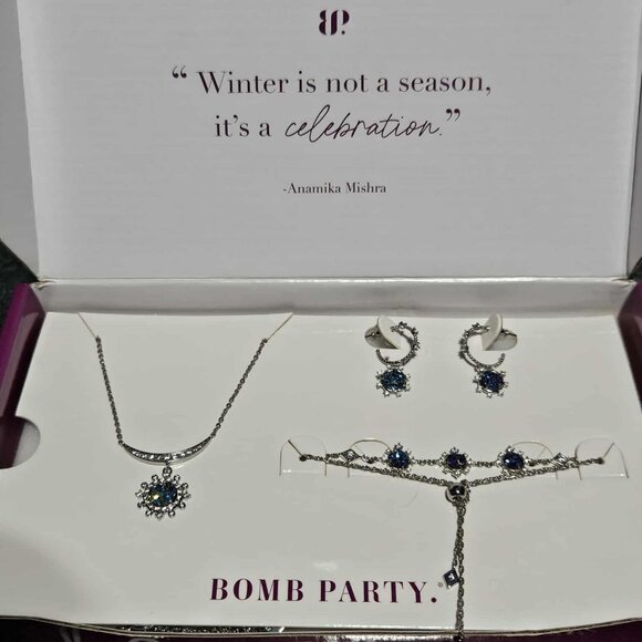 Winter Nights Glam Box 3 piece set - Picture 1 of 4